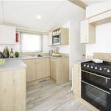 Sea Breeze, Modern, Cosy Holiday Home Haverigg 외부 사진