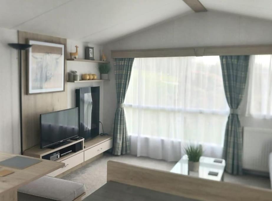 Sea Breeze, Modern, Cosy Holiday Home Haverigg 외부 사진
