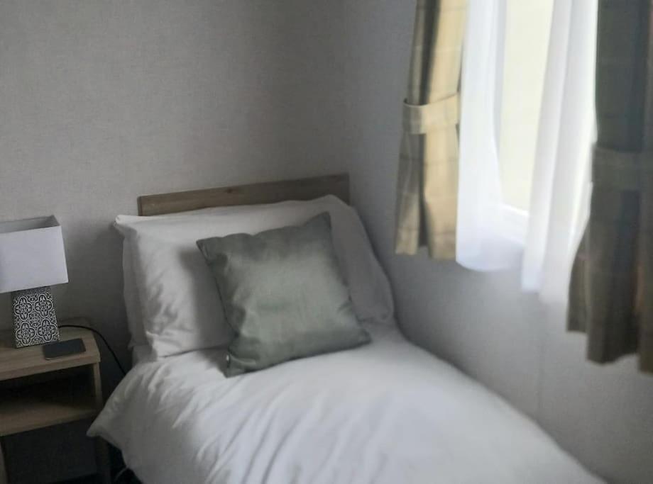 Sea Breeze, Modern, Cosy Holiday Home Haverigg 외부 사진