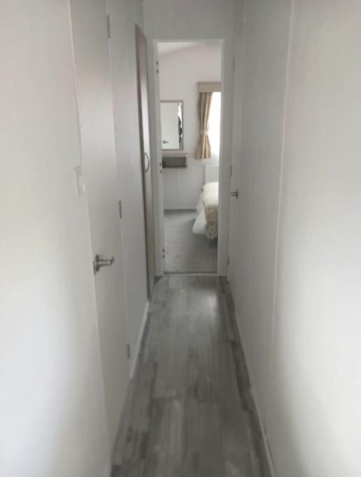 Sea Breeze, Modern, Cosy Holiday Home Haverigg 외부 사진