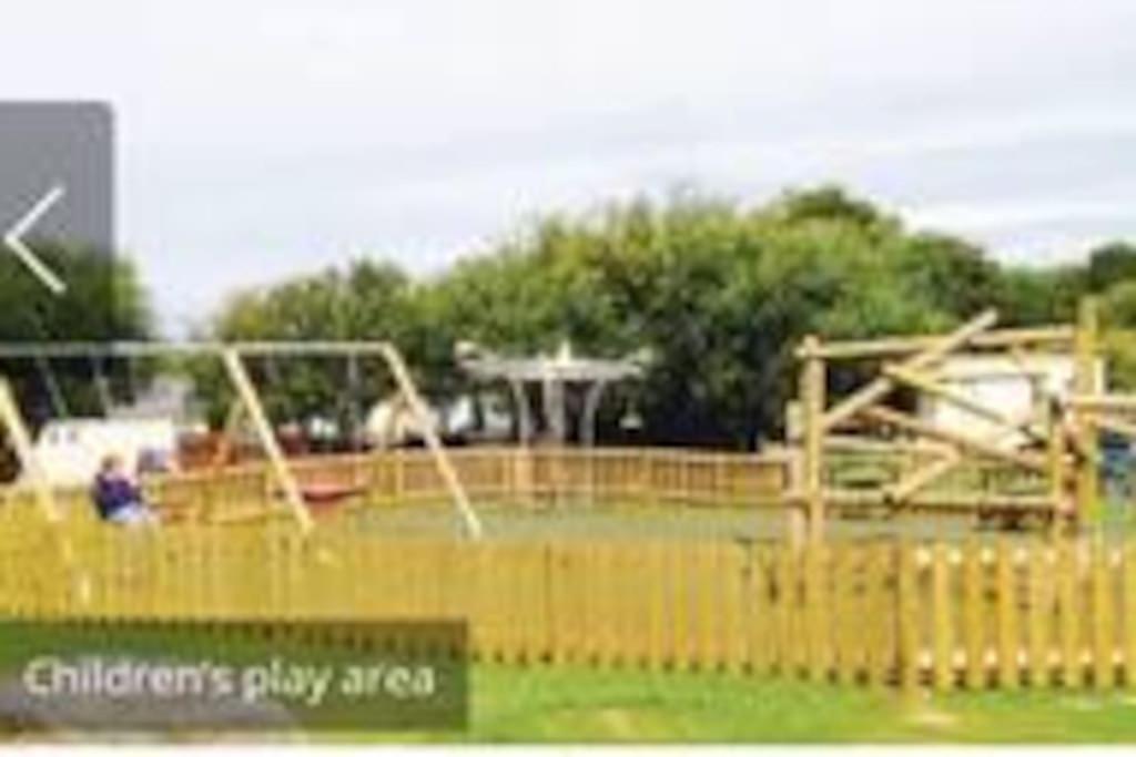 Sea Breeze, Modern, Cosy Holiday Home Haverigg 외부 사진